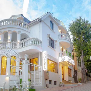 Imperia Hotel