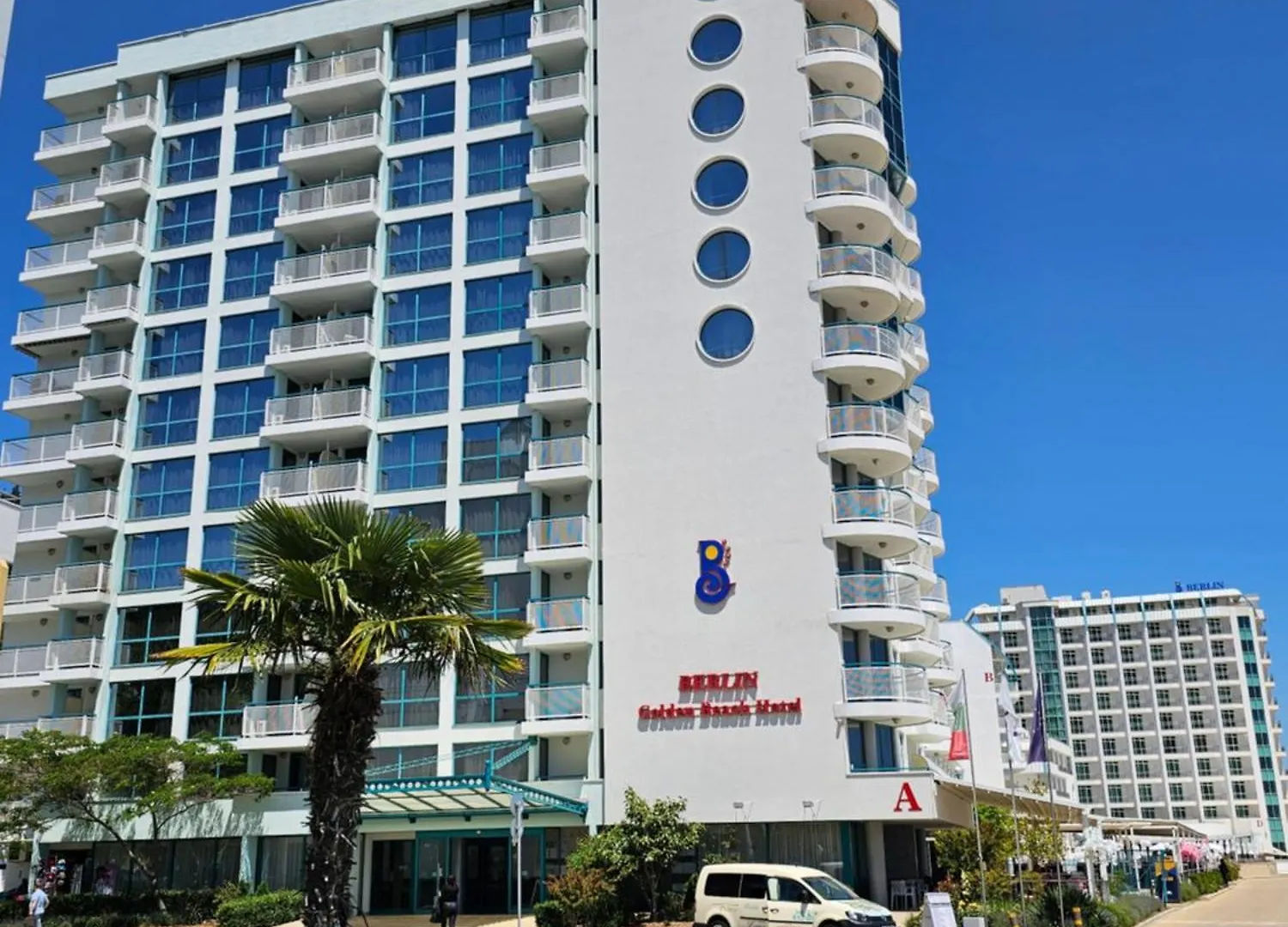 Europroperties Berlin Beach Apartments Varna 0*,
